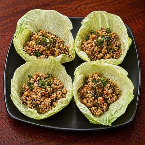 Chicken Sang Choy Bow with 4pcs Lettuce Wrap